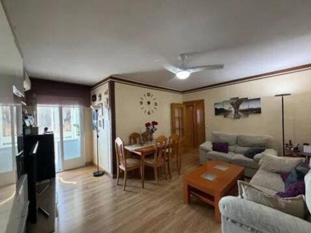 Piso en venta en Usera, Madrid