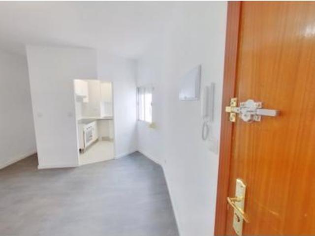 Piso en venta en Usera, Madrid