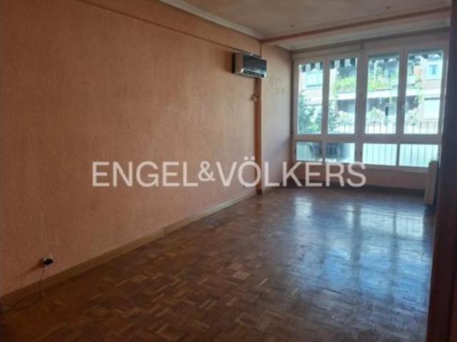 Piso en venta en Chamartín, Madrid
