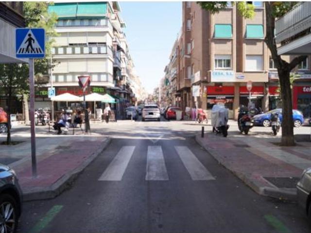 Piso en venta en Ciudad Lineal, Madrid