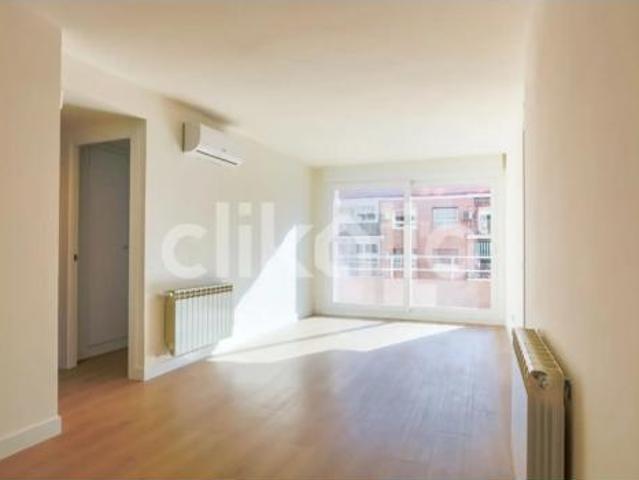Piso en venta en Ciudad Lineal, Madrid