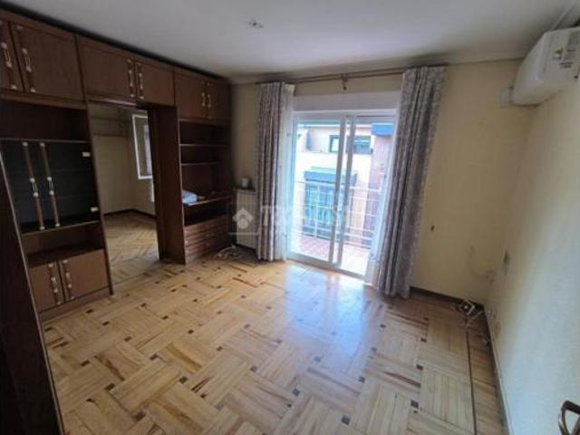 Piso en venta en Ciudad Lineal, Madrid