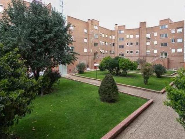 Piso en venta en Ciudad Lineal, Madrid