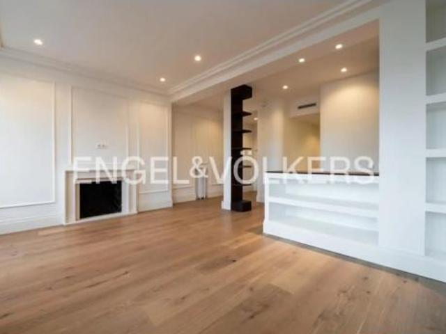 Piso en venta en Chamberí, Madrid