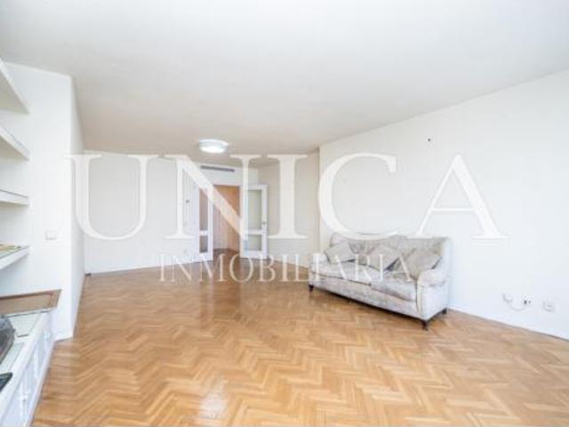 Piso en venta en Tetuán, Madrid