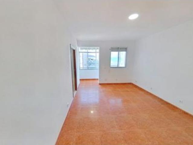 Piso en venta en Usera, Madrid