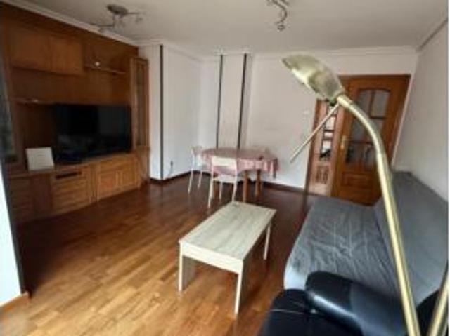 Piso en venta en San Fermín, Madrid