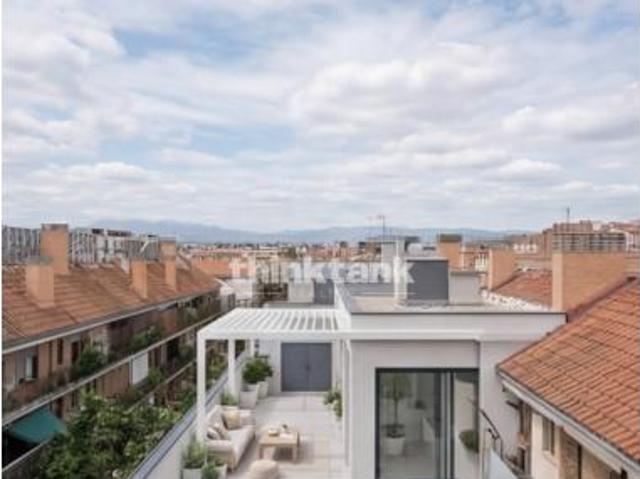 Piso en venta en San Isidro, Madrid