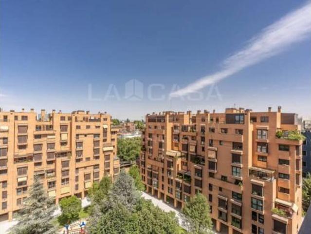 Piso en venta en San Pascual, Madrid