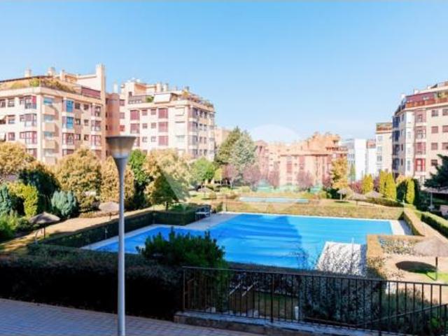 Piso en venta en Simancas, Madrid