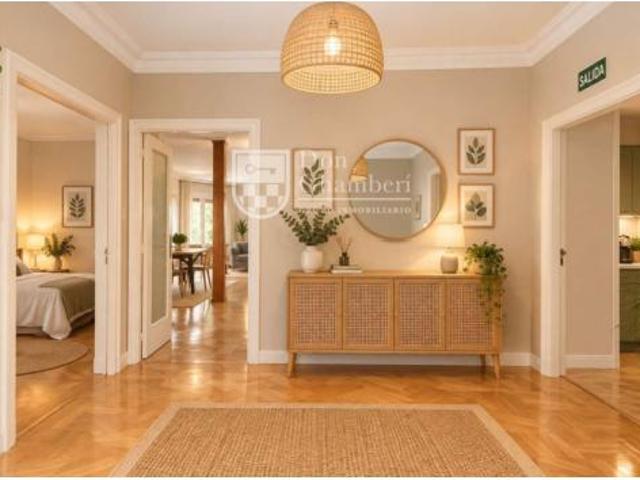 Piso en venta en Trafalgar, Madrid