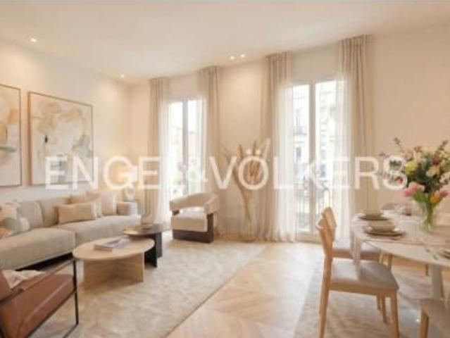 Piso en venta en Trafalgar, Madrid