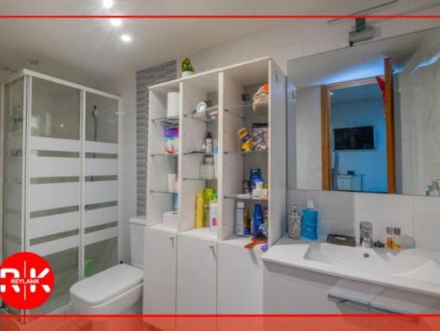 Piso en venta en Usera, Madrid