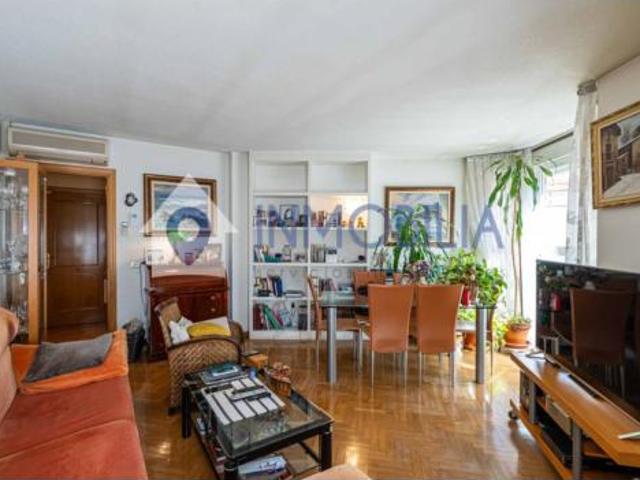 Piso en venta en Tetuán, Madrid