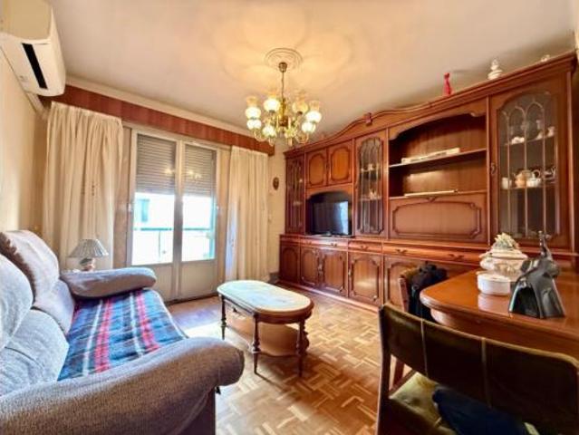 Piso en venta en Tetuán, Madrid