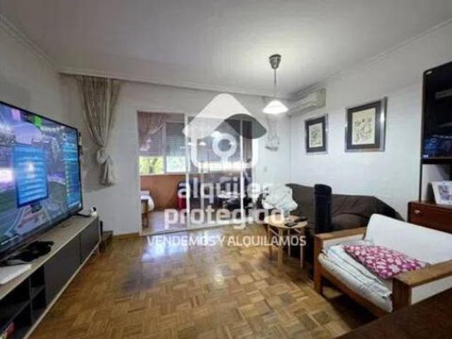 Piso en venta en Moratalaz, Madrid