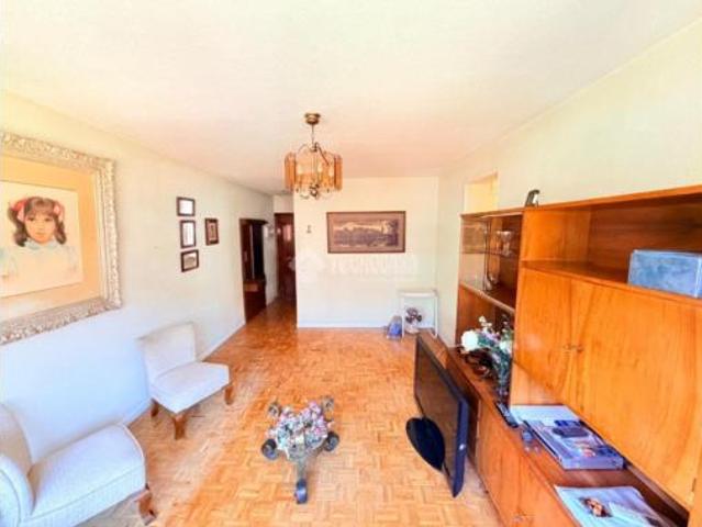 Piso en venta en Moratalaz, Madrid