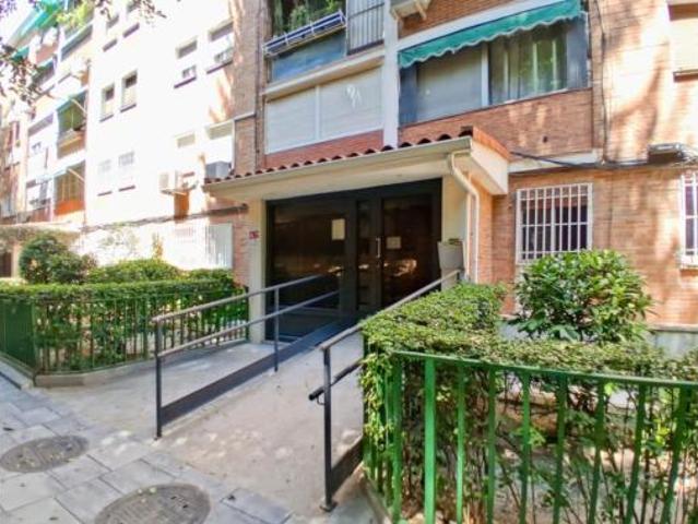 Piso en venta en Moratalaz, Madrid