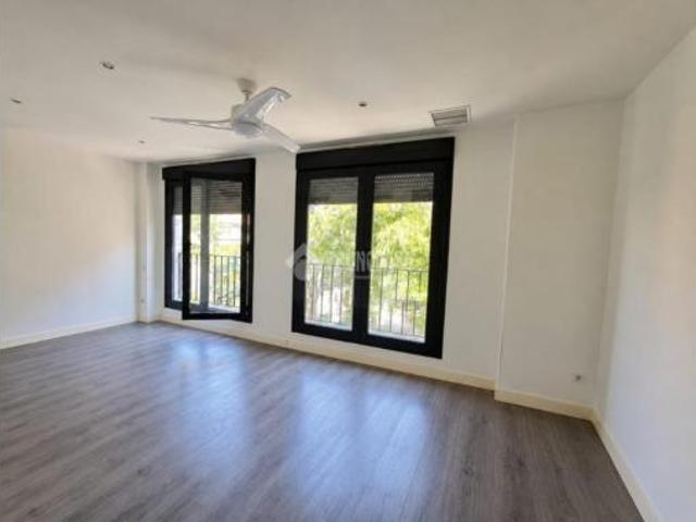 Piso en venta en Vista Alegre, Madrid