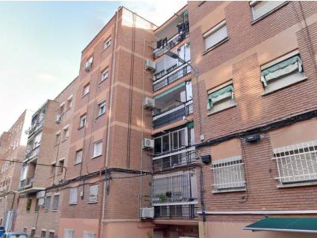 Piso en venta en Vista Alegre, Madrid
