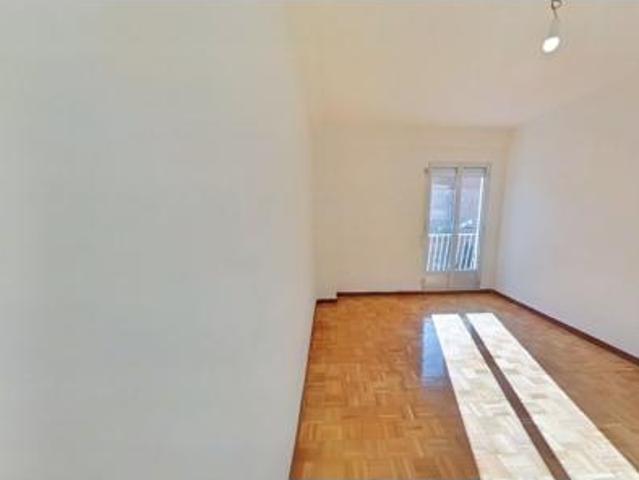 Piso en venta en Usera, Madrid