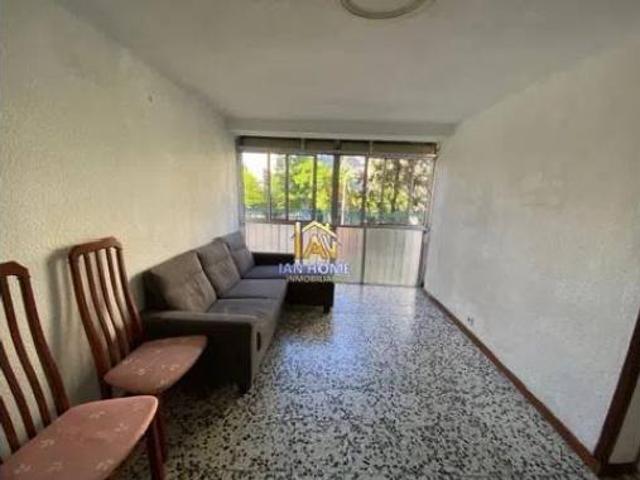Piso en venta en Usera, Madrid