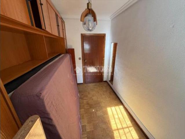 Piso en venta en Usera, Madrid