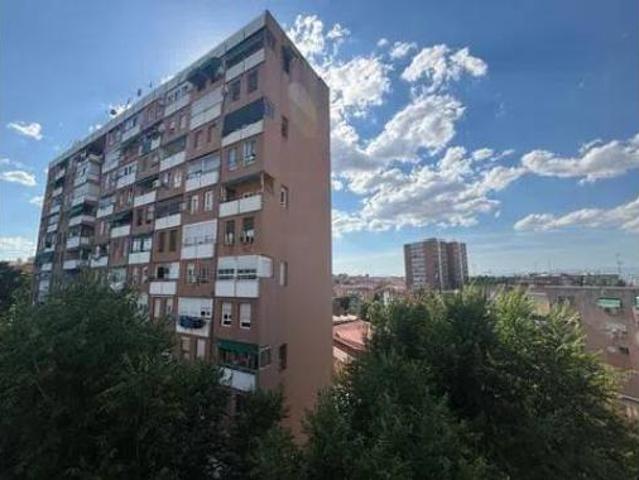 Piso en venta en Usera, Madrid