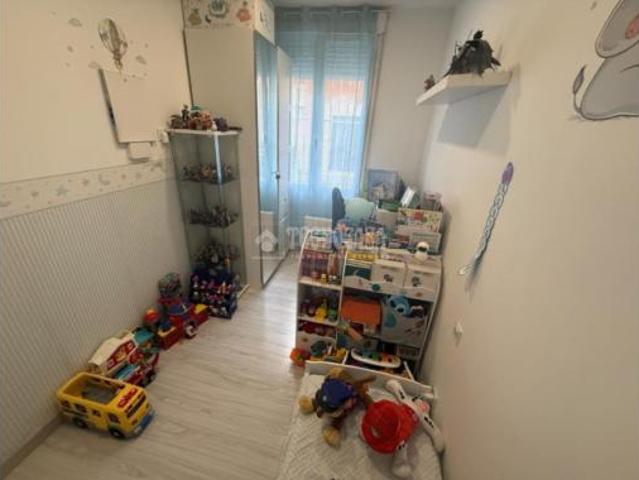 Piso en venta en Usera, Madrid
