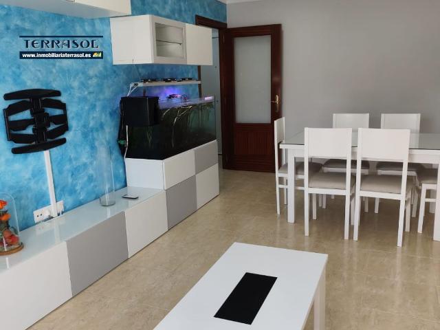 Piso en venta en Real Bajo, La Axarquía