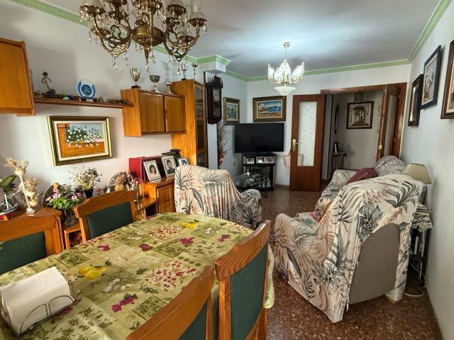 Piso en venta en Real Bajo, Vélez-Málaga