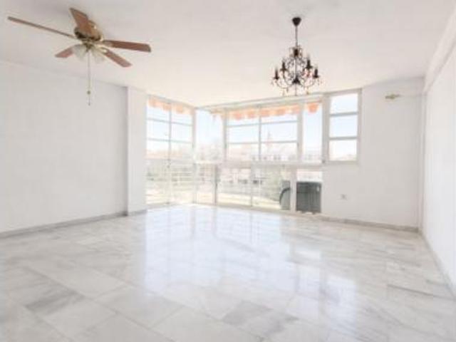 Piso en venta en Puerto de la Torre, Málaga-Costa del Sol