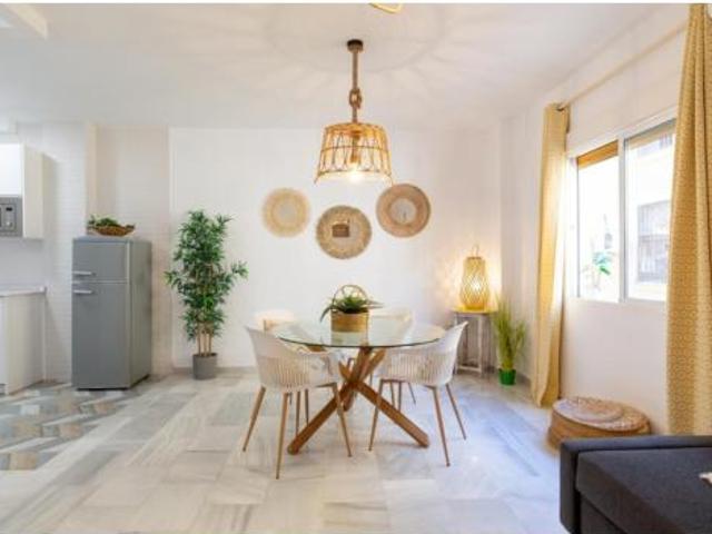 Piso en venta en Capuchinos, Málaga