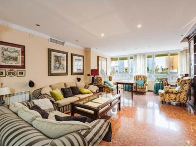 Piso en venta en La Malagueta, Málaga