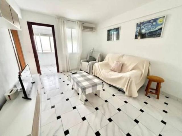 Piso en venta en Intelhorce, Málaga
