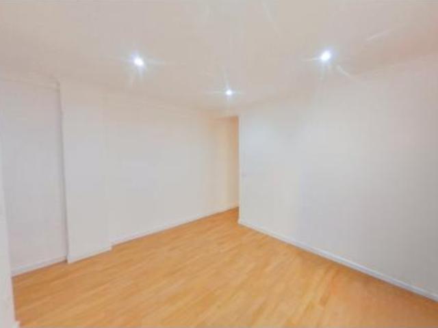 Piso en venta en Las Flores, Málaga