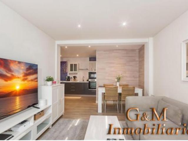 Piso en venta en Camino de Antequera, Málaga