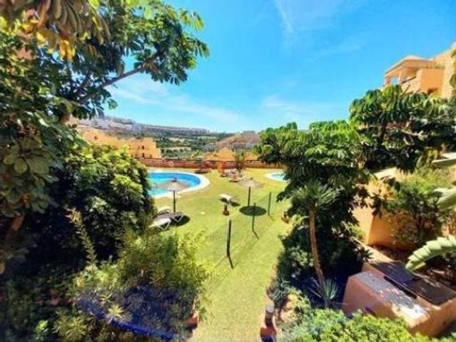 Piso en venta en Castillo de la Duquesa, Costa del Sol Occidental