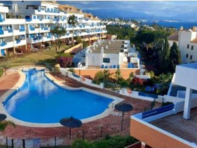 Piso en venta en Castillo de la Duquesa, Costa del Sol Occidental