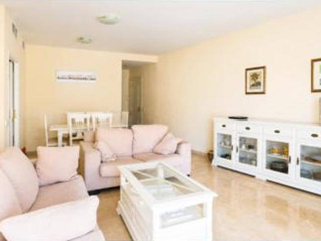 Piso en venta en Castillo de la Duquesa, Costa del Sol Occidental