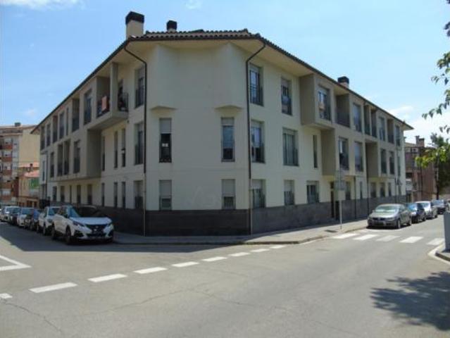 Piso en venta en Baix Vila, Osona