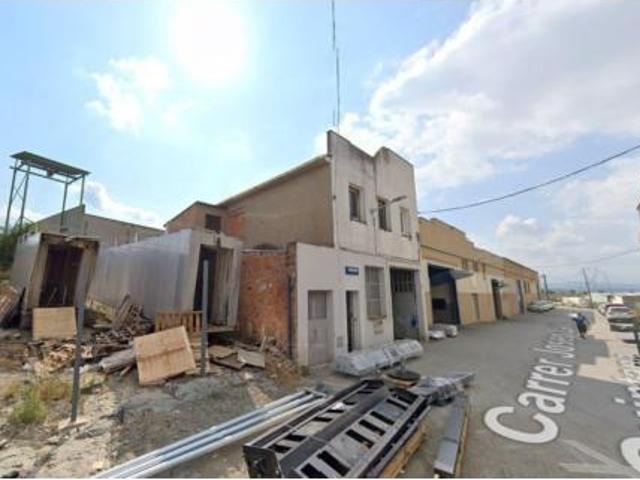 Piso en venta en Baix Vila, Osona
