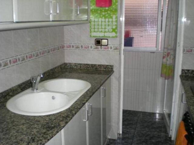 Piso en venta en les Tres Creus, Bages