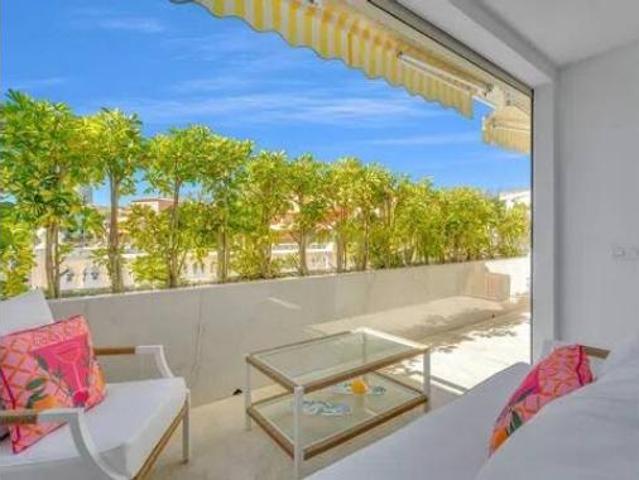 Dúplex en venta en Artola, Costa del Sol Occidental