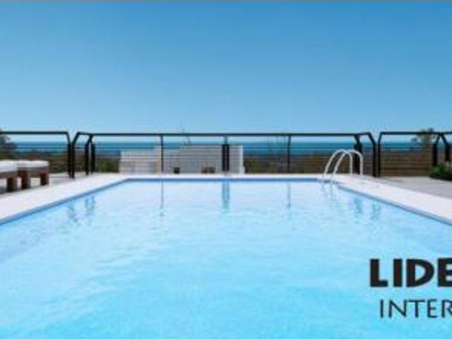 Piso en venta en Marbella, El Rosario