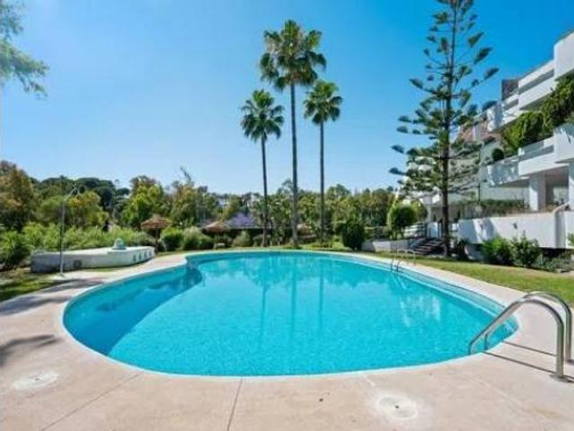 Piso en venta en La Carolina, Costa del Sol Occidental