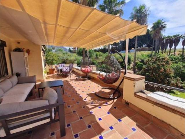 Piso en venta en El Vicario, Marbella