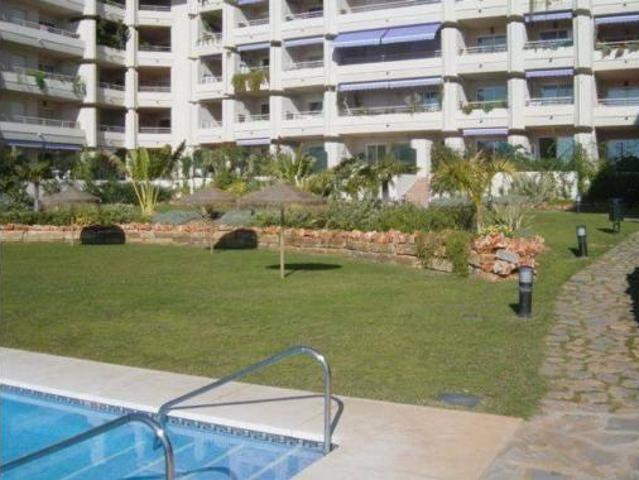 Piso en venta en La Carolina, Costa del Sol Occidental