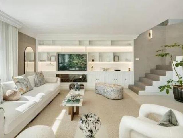 Piso en venta en La Hacienda de Nagueles I, Marbella