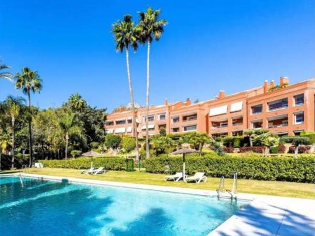 Piso en venta en La Carolina, Costa del Sol Occidental